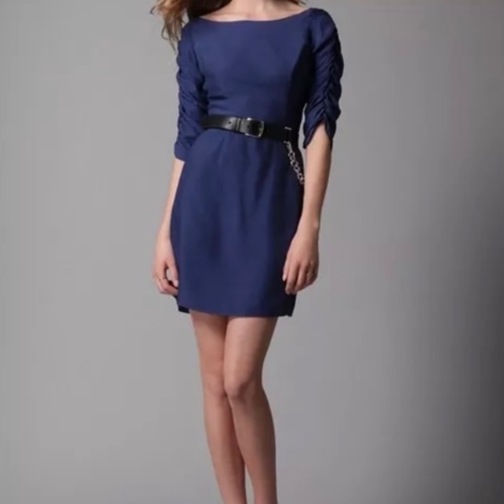 Eskell Silk Dress (Navy, size Medium)